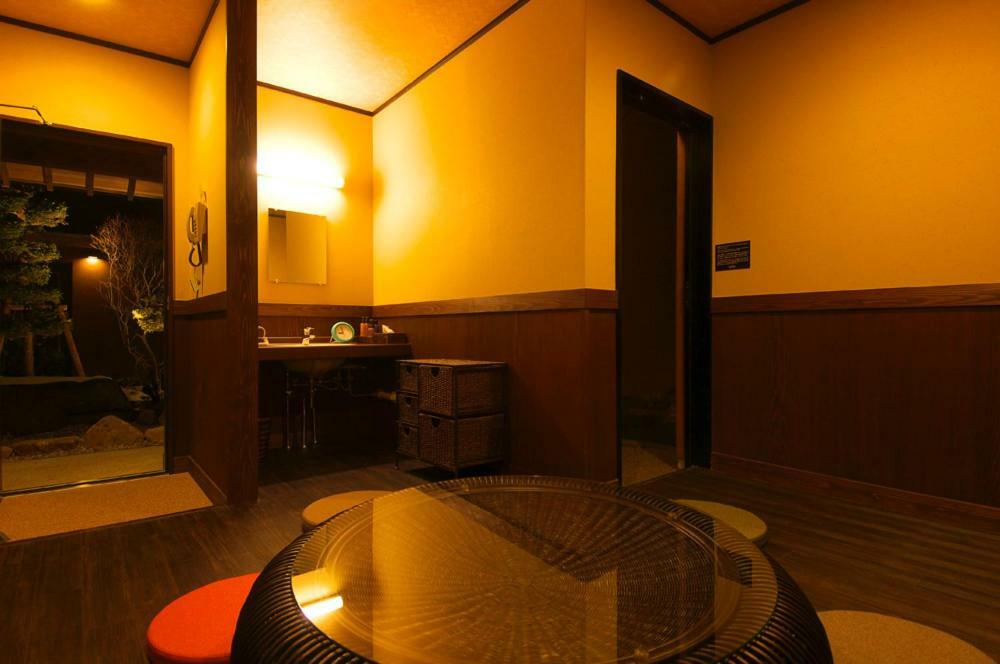 Hotakasou Club Hostel Takayama  Zewnętrze zdjęcie